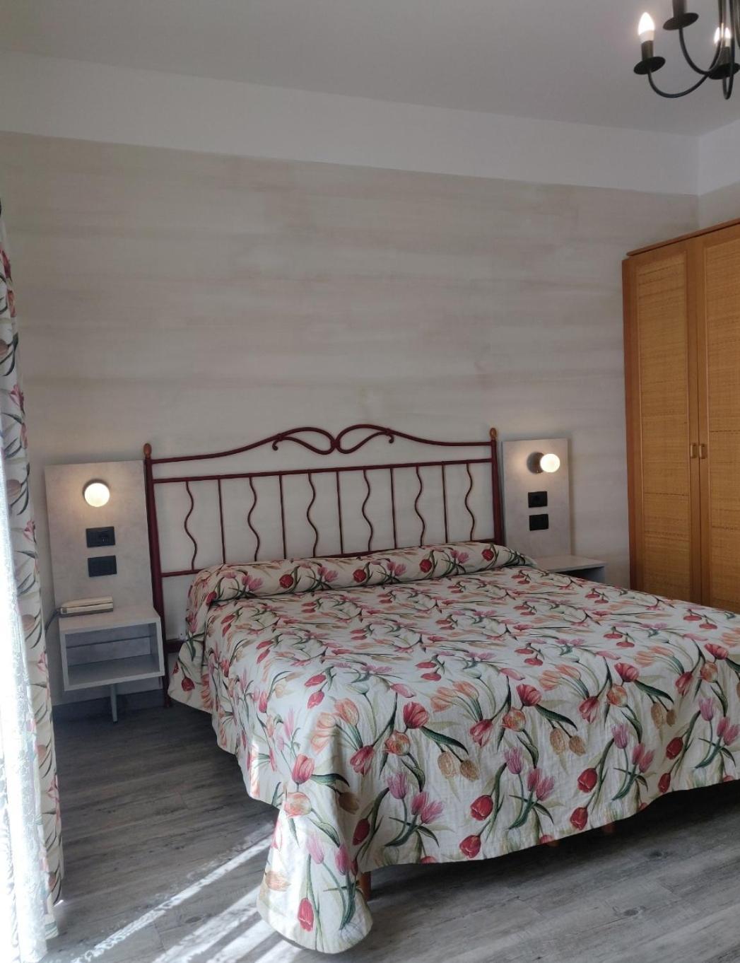 Hotel Castello S. Antonio Lazise Exterior foto